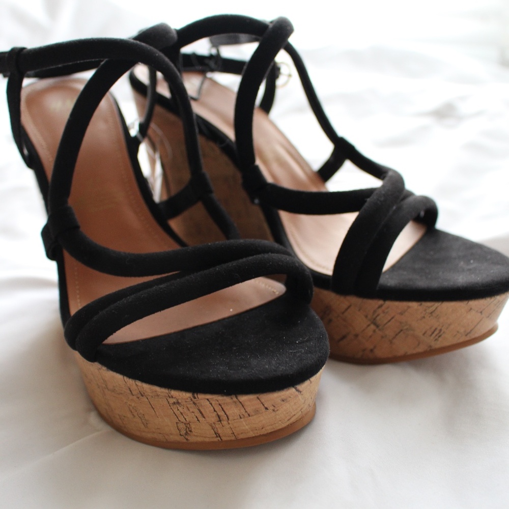 NWT Black Wedges